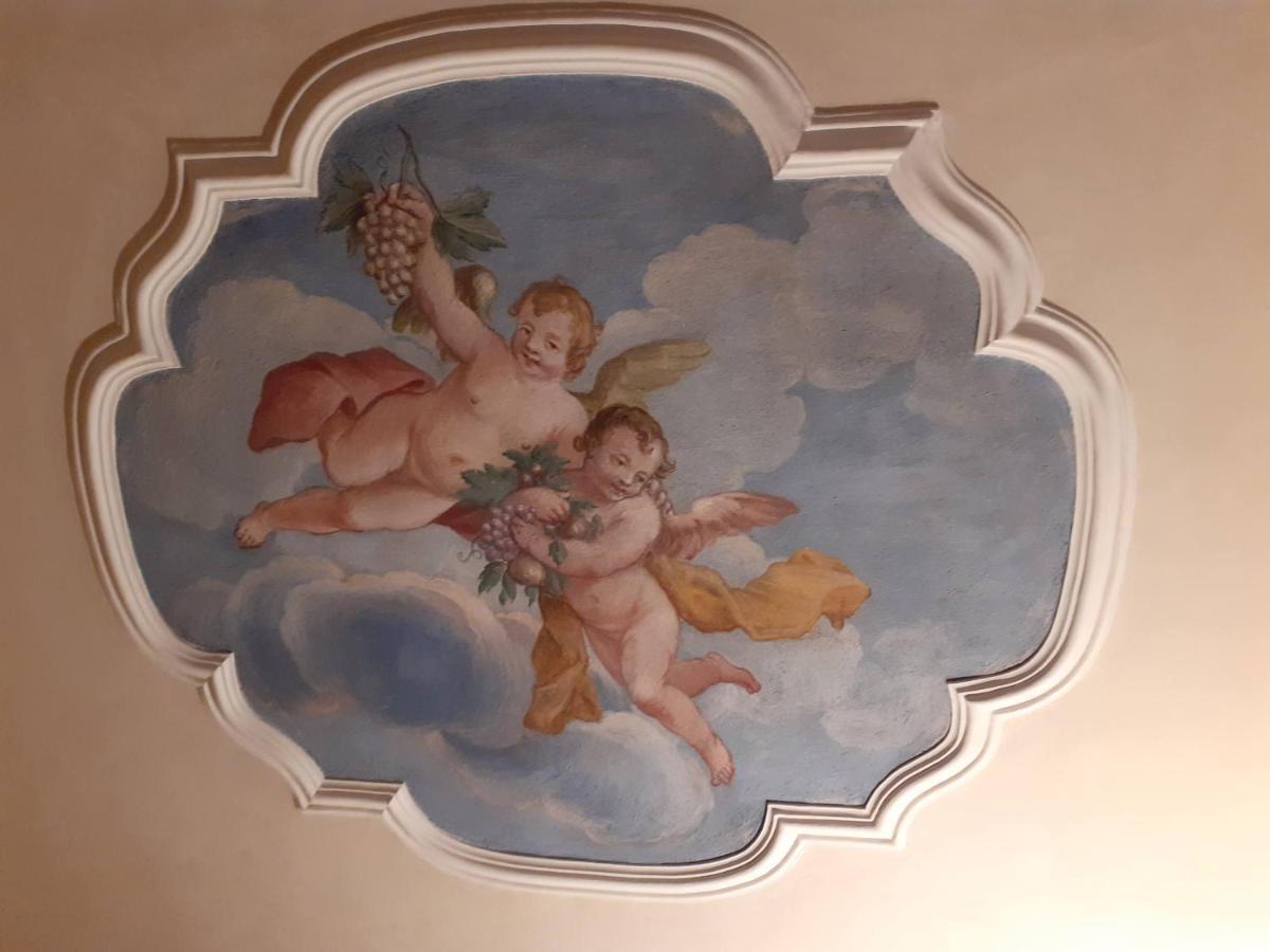 Palazzo Terzi Bed & Breakfast แบร์กาโม ภายนอก รูปภาพ